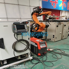 KUKR 20 R3100 หุ่นยนต์ KUKA ที่ใช้สำหรับงานวางพาเลทและงานเชื่อม