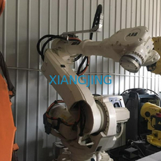 มือสอง ABB Robot IRB4400 6 Axis CNC Robot Arm สำหรับงานจิตรกรรม