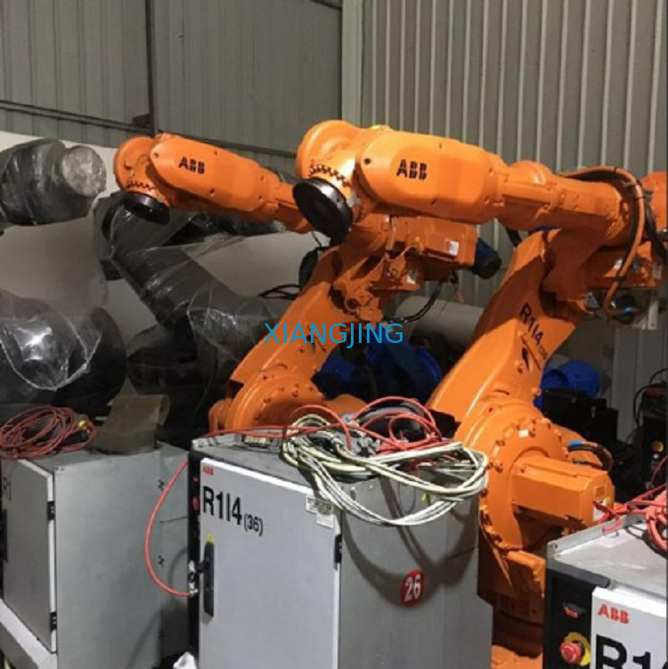 มือสอง ABB Robot IRB4400 6 Axis CNC Robot Arm สำหรับงานจิตรกรรม