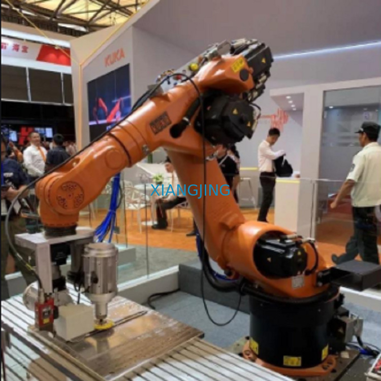 KR 10 R1420 ใช้ Kuka Robot 10 กก. พิกัดน้ำหนักบรรทุกแขนหุ่นยนต์อุตสาหกรรมสำหรับพาเลท