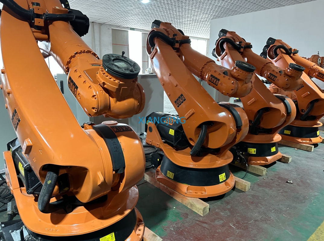 แขนหุ่นยนต์อุตสาหกรรม KUKA 6 แกน KR 360 R2830 สำหรับหุ่นยนต์จัดเรียงสินค้า