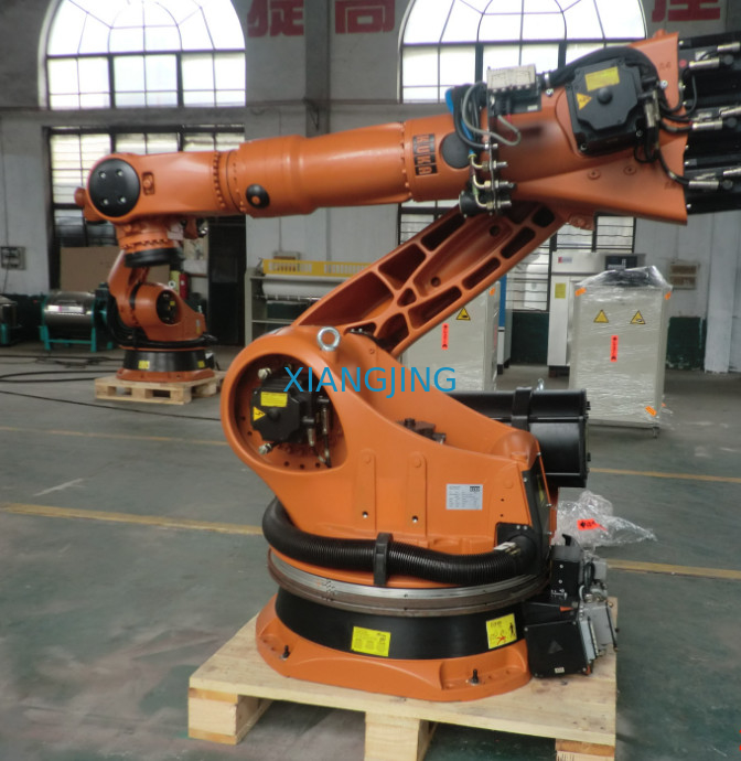 หุ่นยนต์ Kuka 6 แกนมือสองสำหรับงานเชื่อม KR 120 R3200 PA